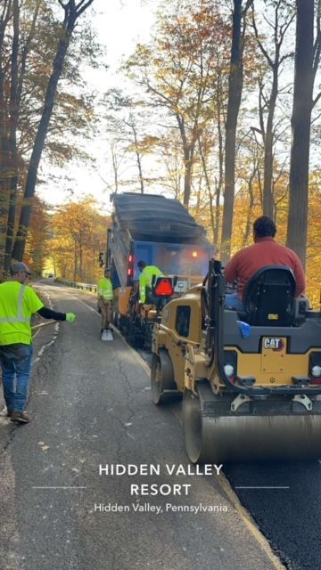 laying asphalt pavements