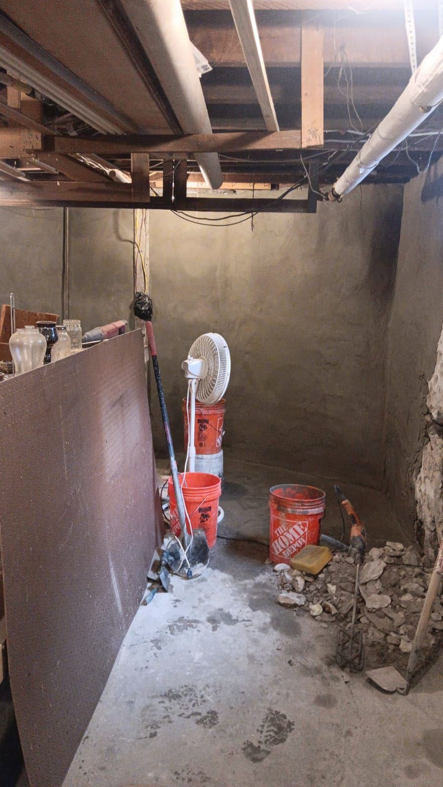 Basement under construction, concrete walls