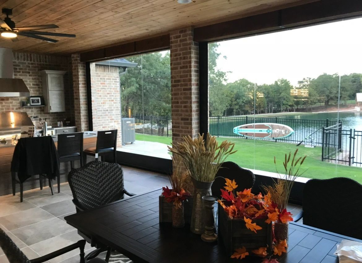 Motorized patio screens service