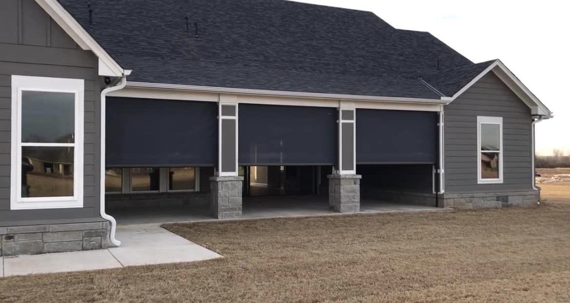 Motorized patio screens