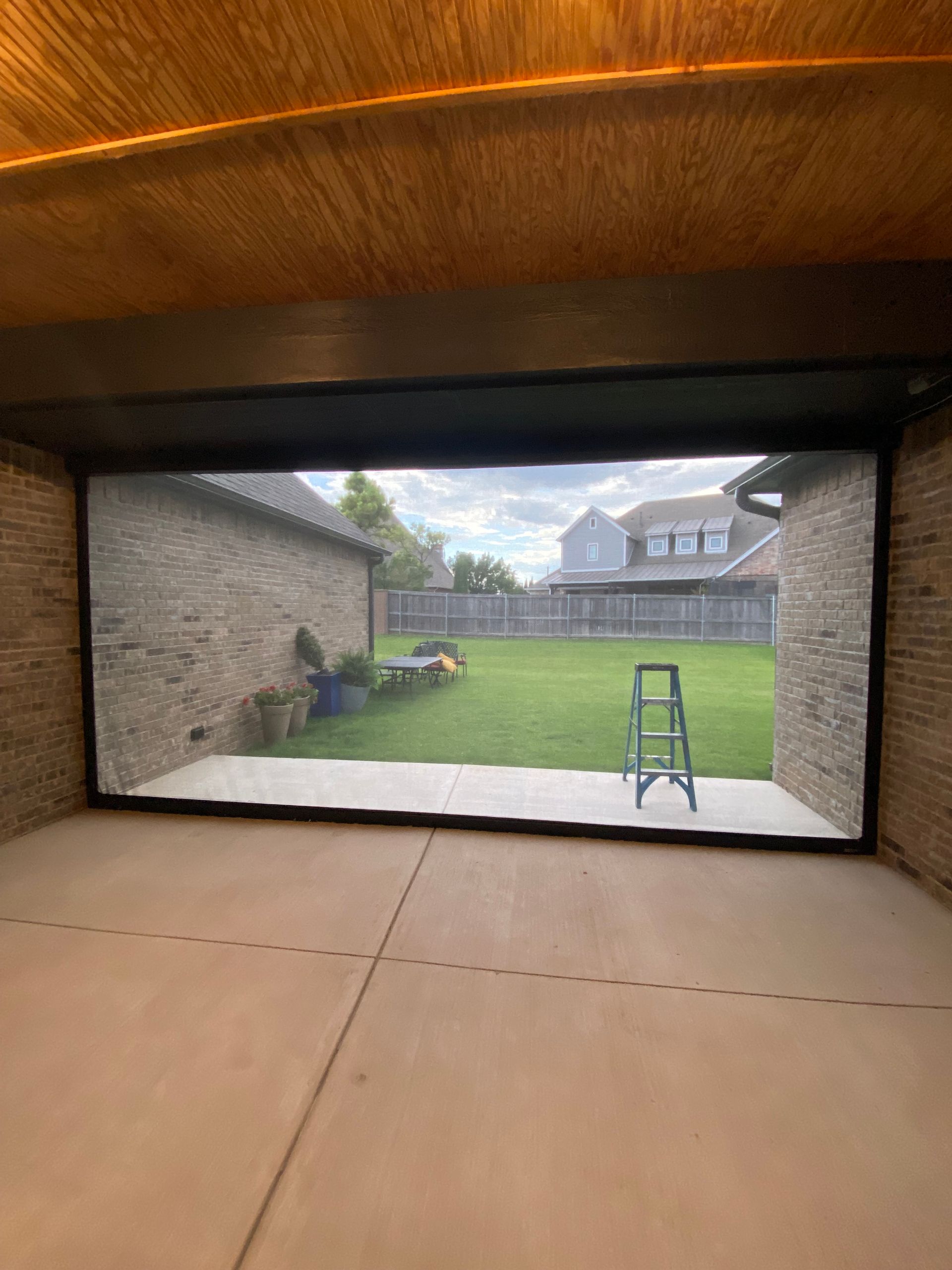 Motorized patio screens service