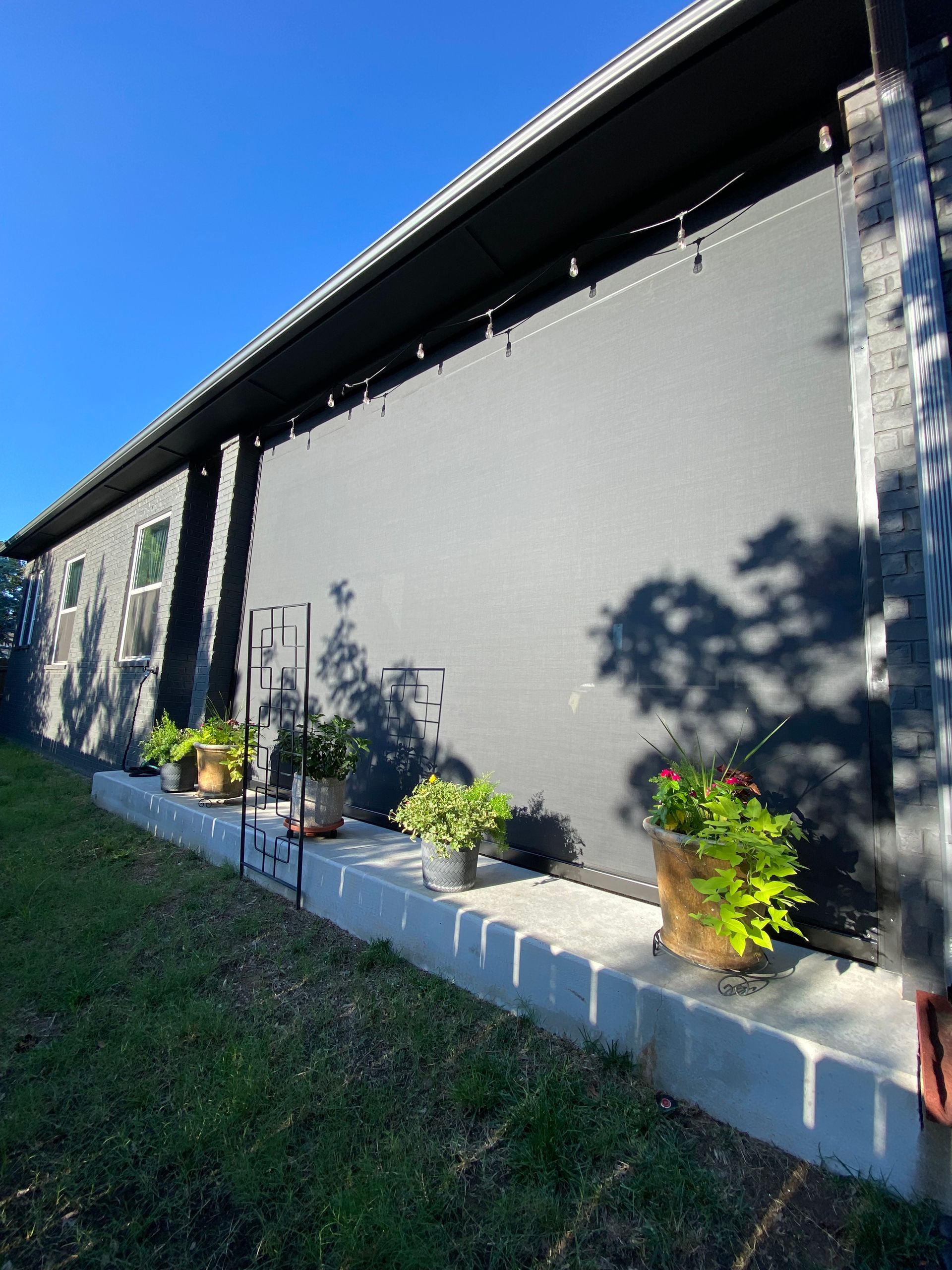 Motorized patio screens service