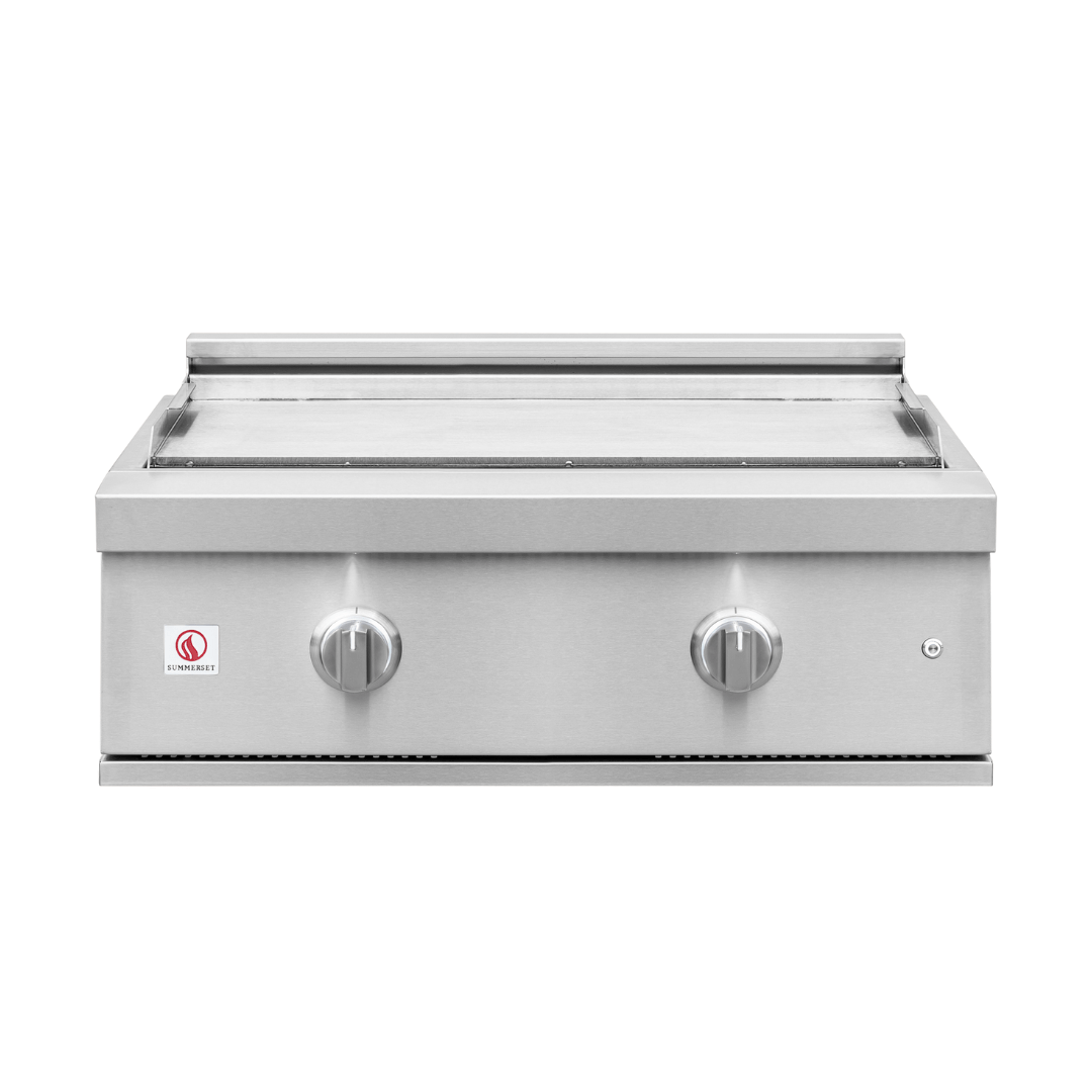 A pile of gravel is sitting on the ground.