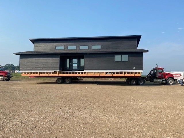 Robinson house moving