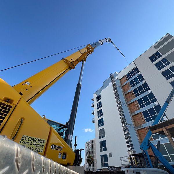 Economy Crane and Rigging