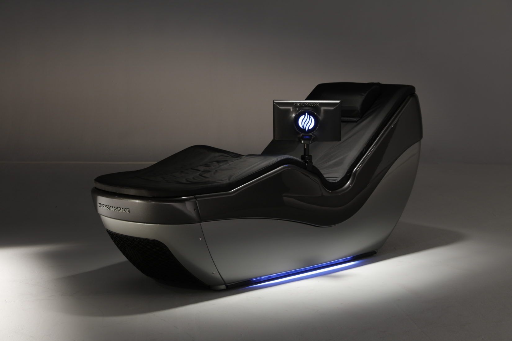 HydroMassage Lounge