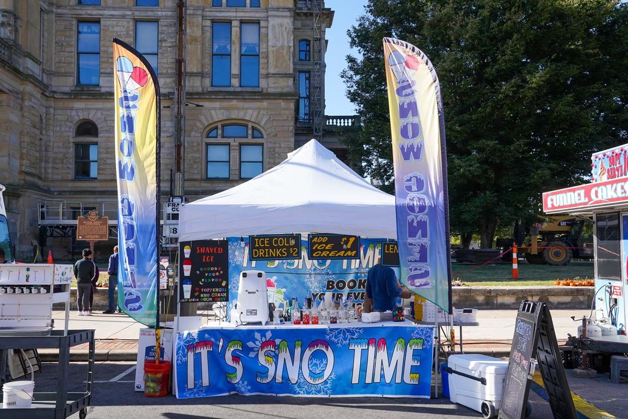 It's Sno Time foodcart