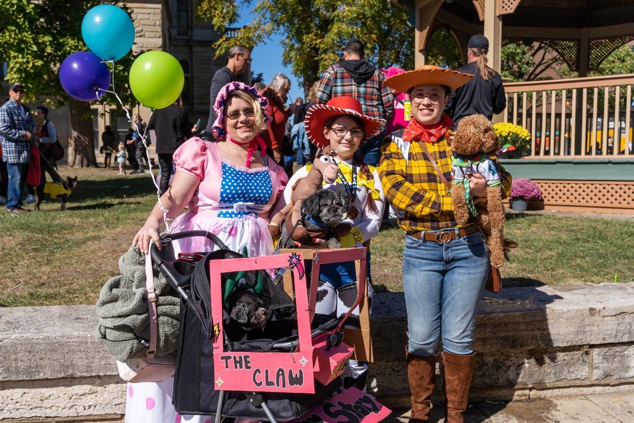 Pet parade with girls in custome
