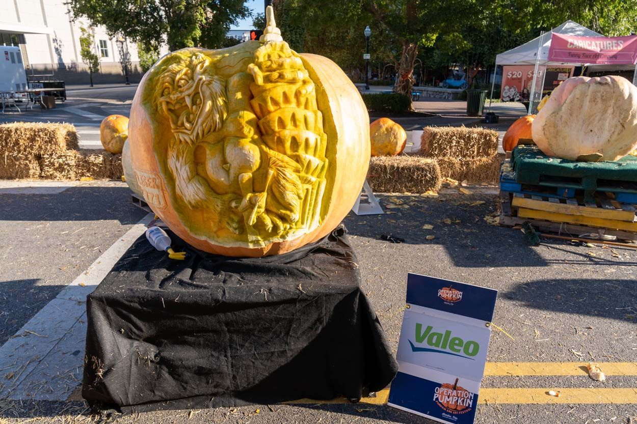 Valeo pumpkin design