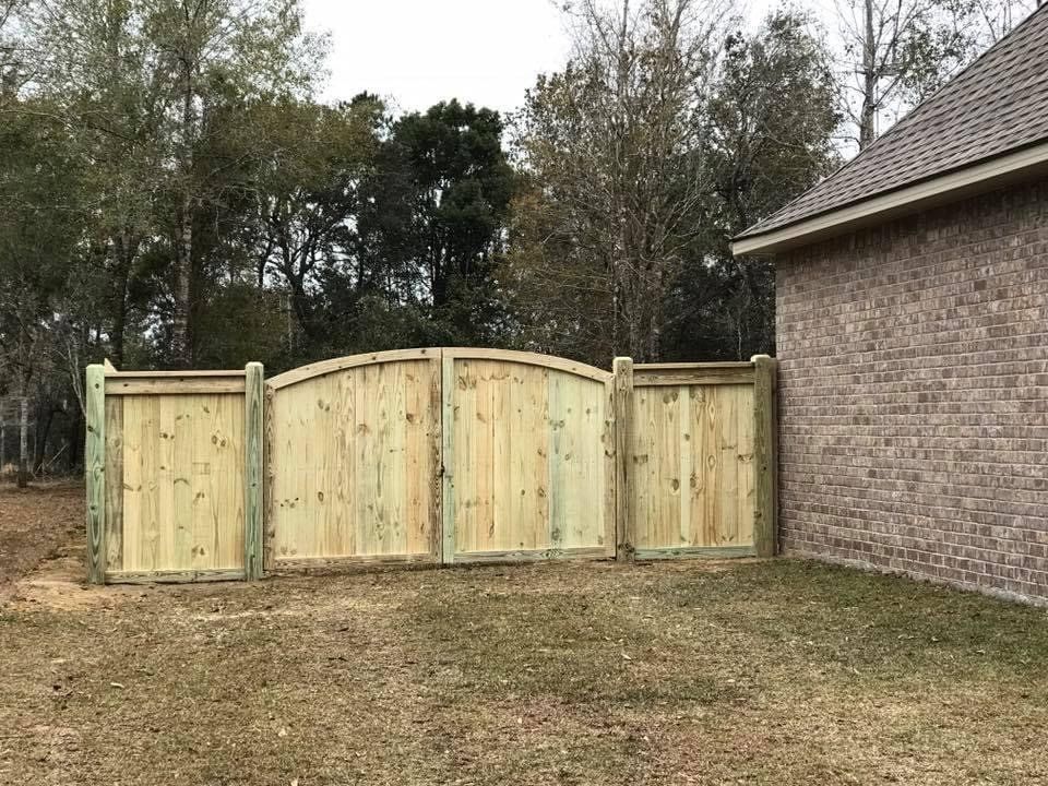 Custom gate