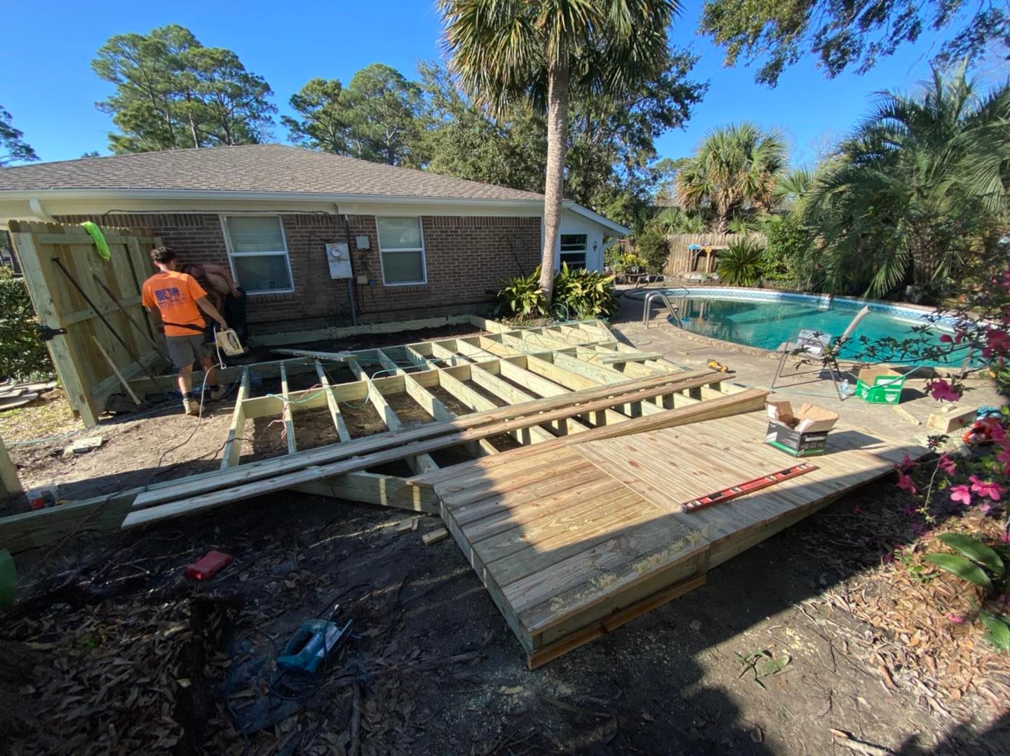 dunkin fence and deck on the job