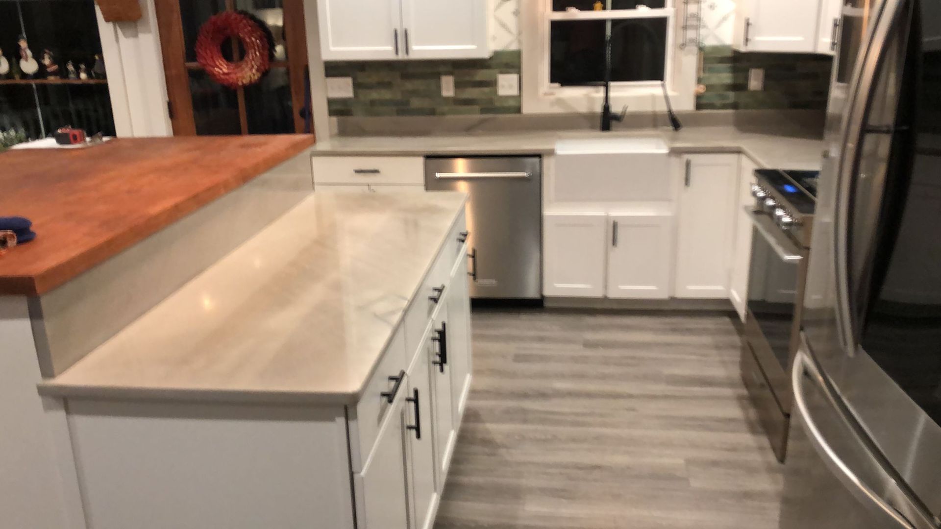 Cream colored kitchen quartz countertop