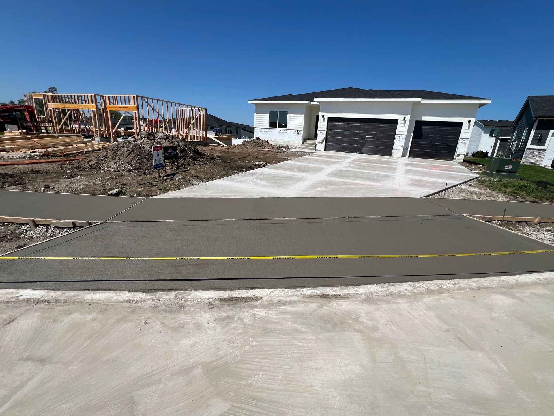 concrete sidewalk installation