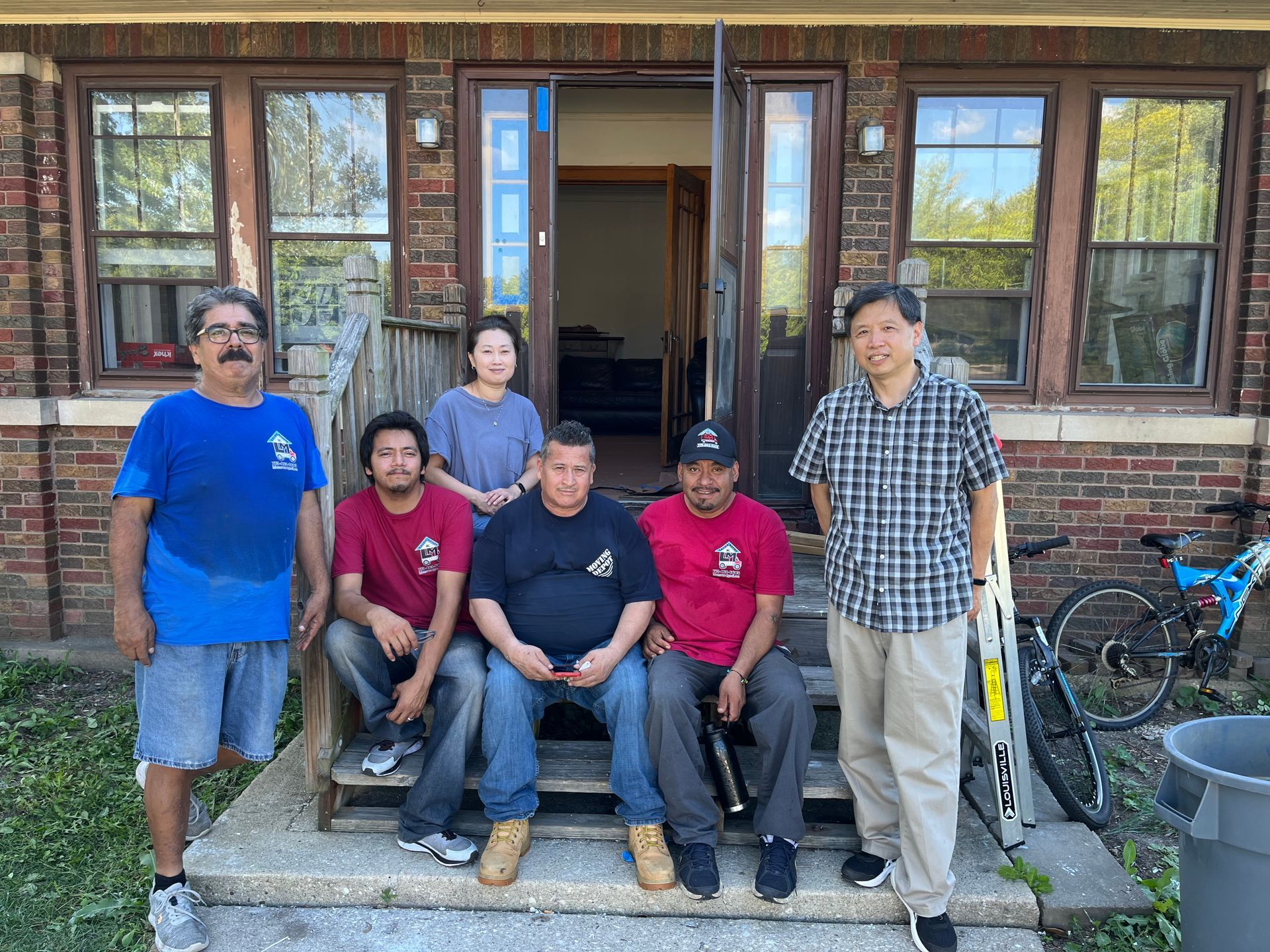 Moving service team #5