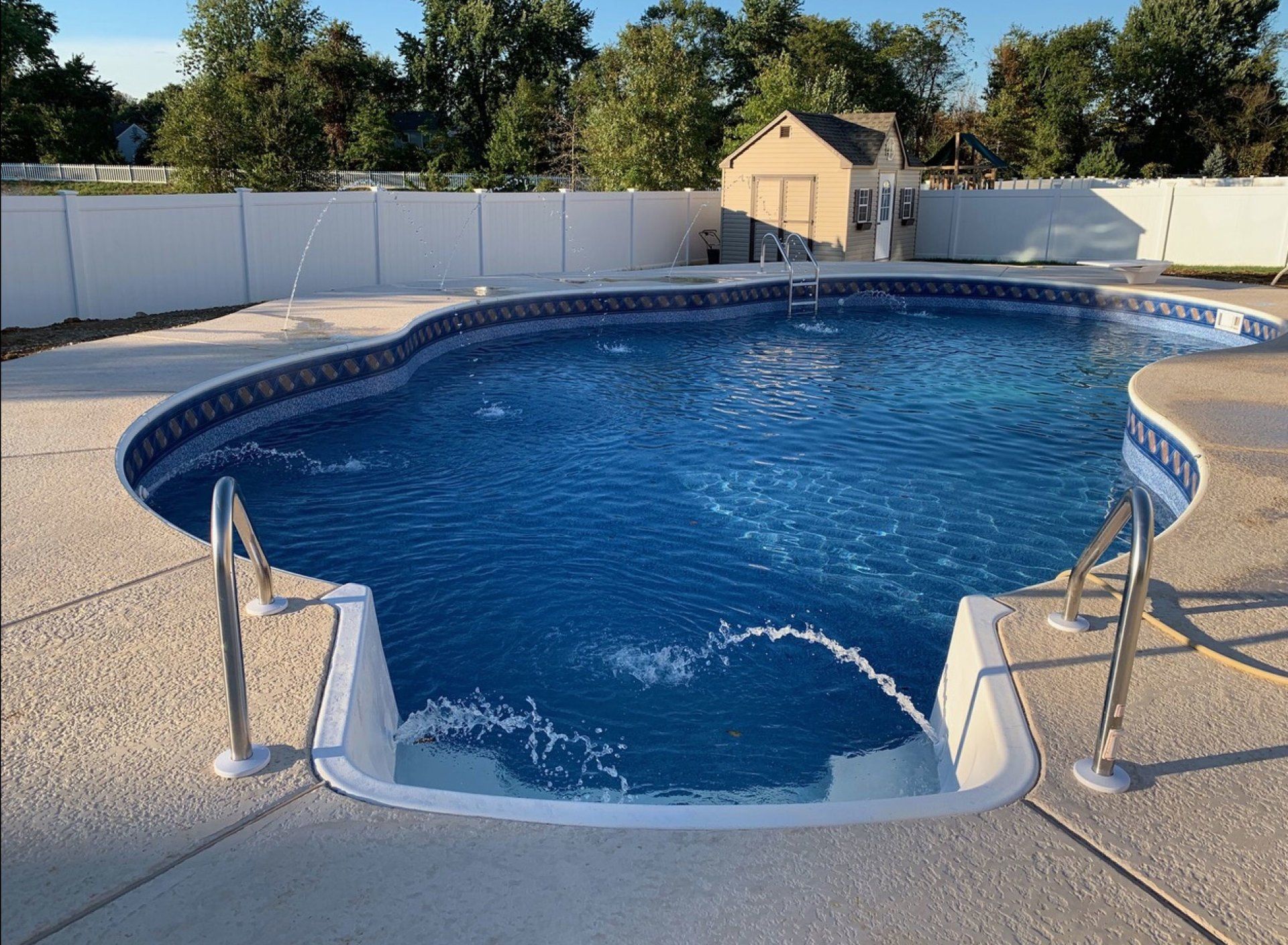 Custom Vinyl Liner Pools | Inground Pools | Turnersville, NJ