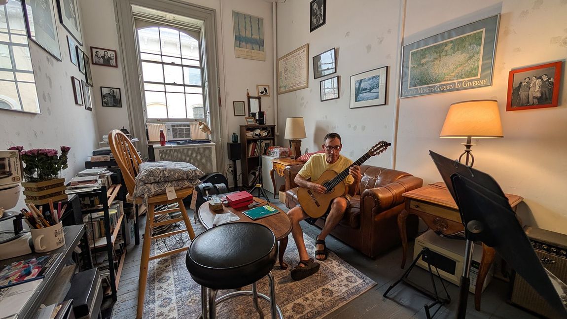 Guitar