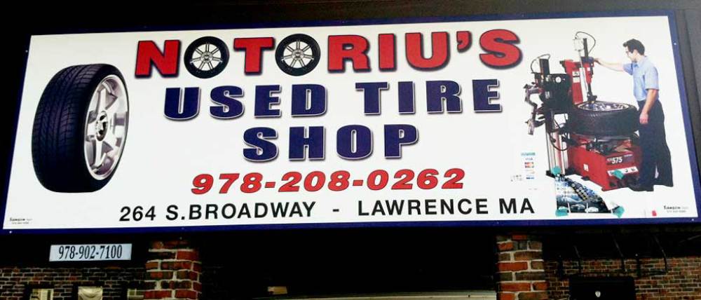 Notoriu's Used Tire Shop signage