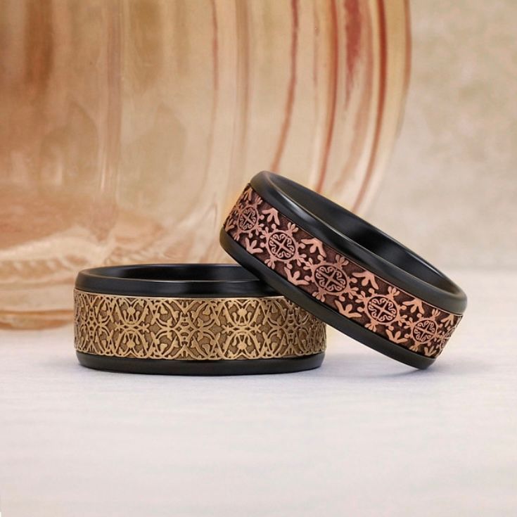 black with details wedding band