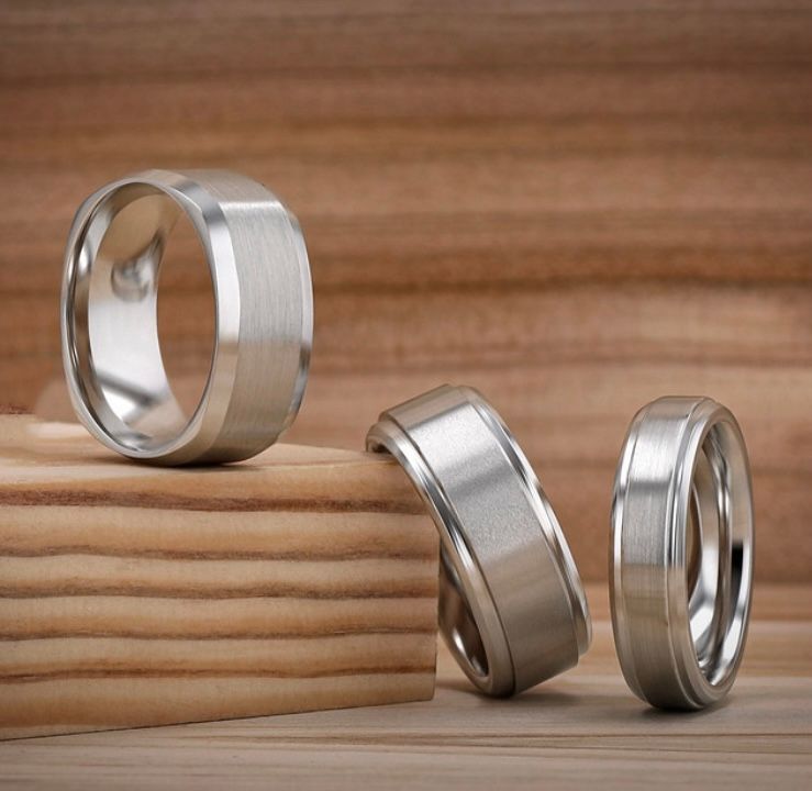 3 silver wedding bands