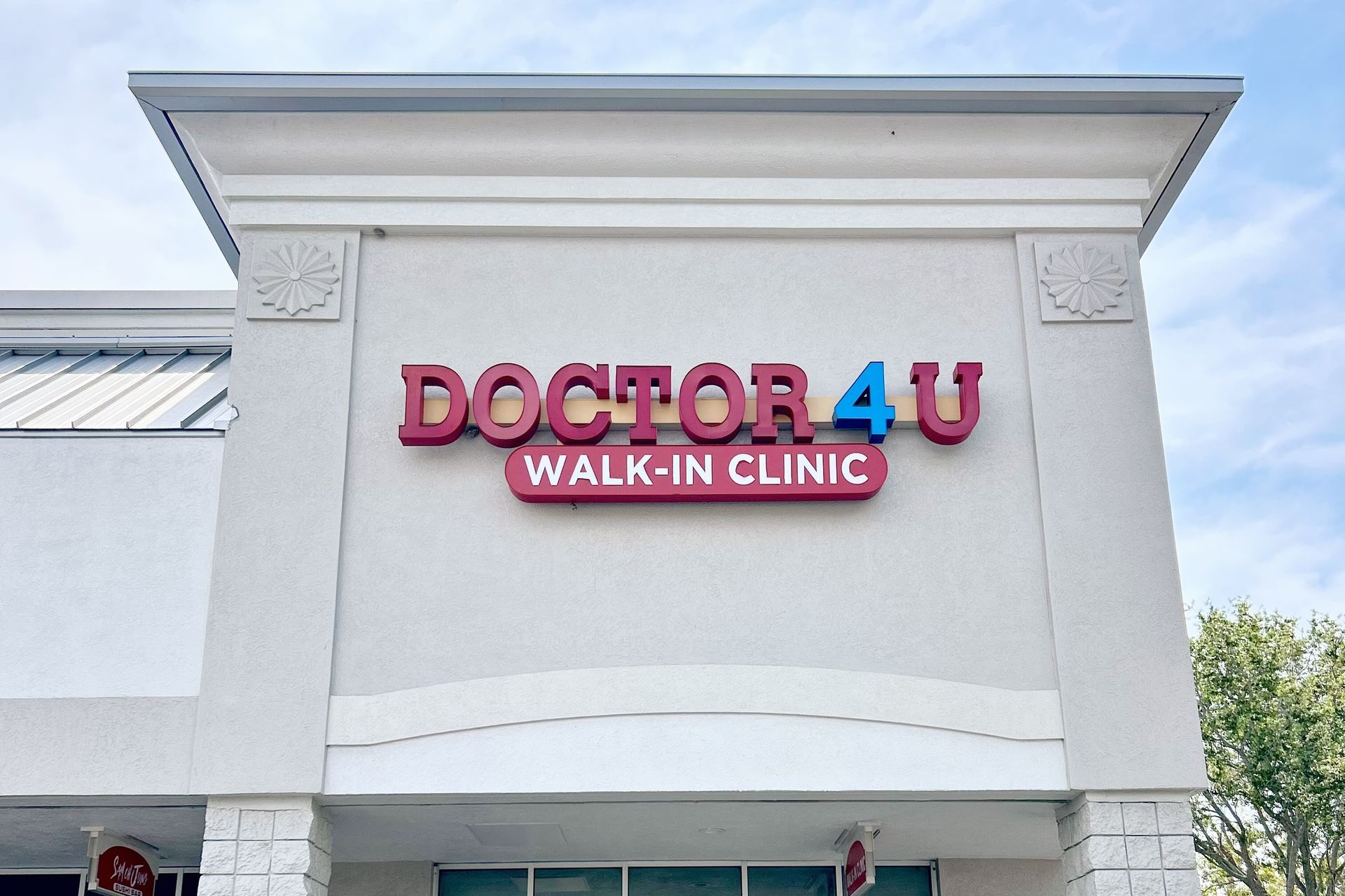 Doctor4UClinic's building