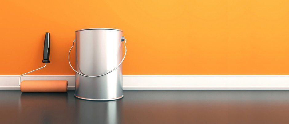 Painting roller and paint can