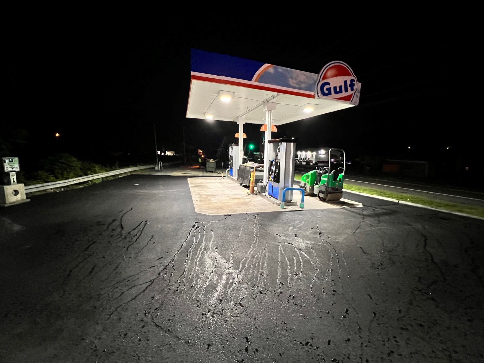 Gulf gas station with asphalt flooring