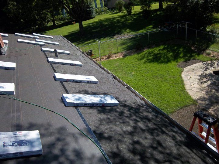 Roofing service