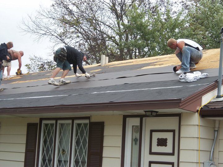 Roofing service