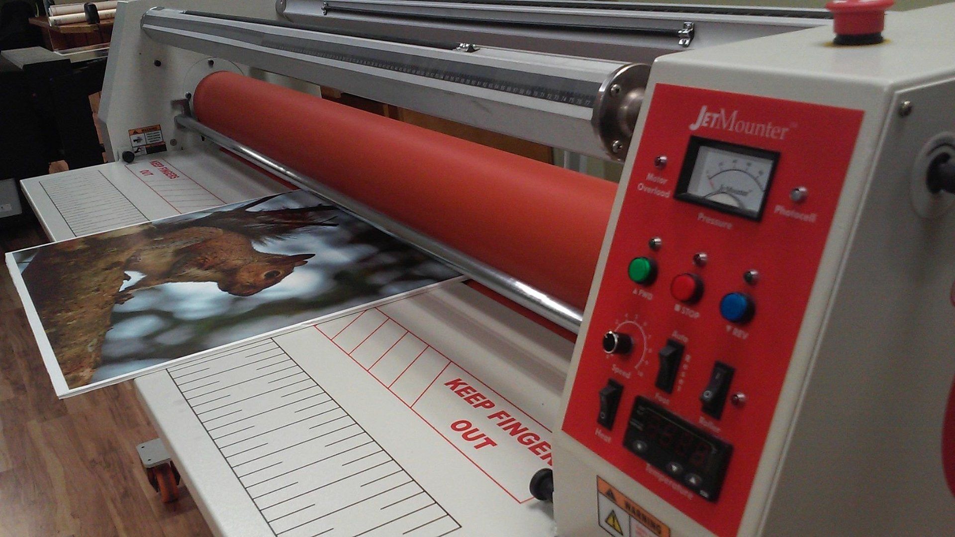 Laminate services