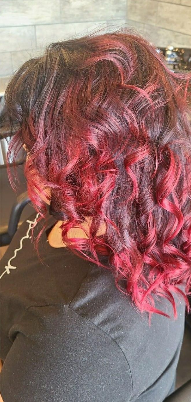Colors and highlights hair