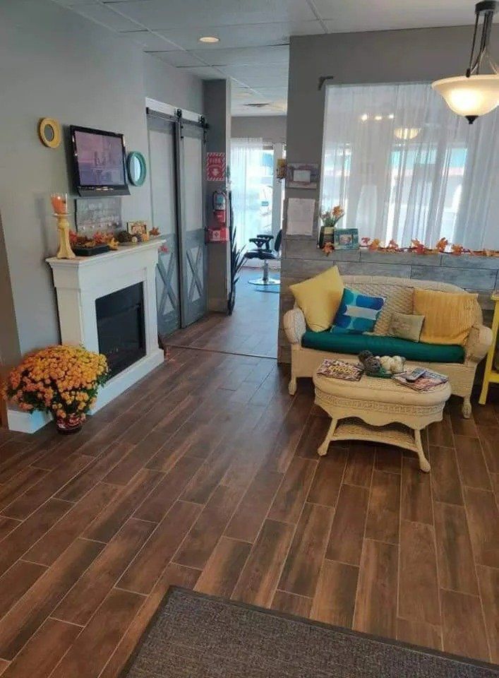 Under Cut Salon interior