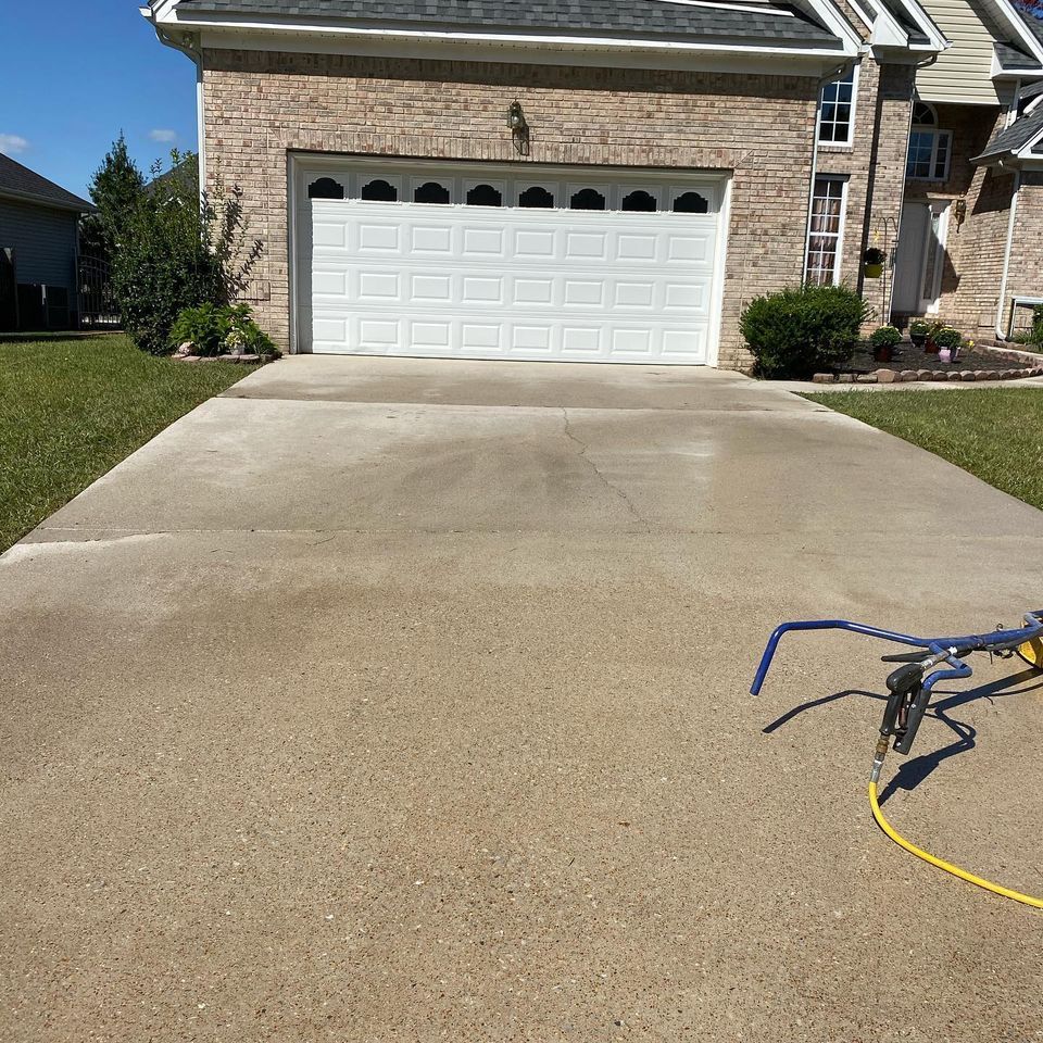 Driveway power washing