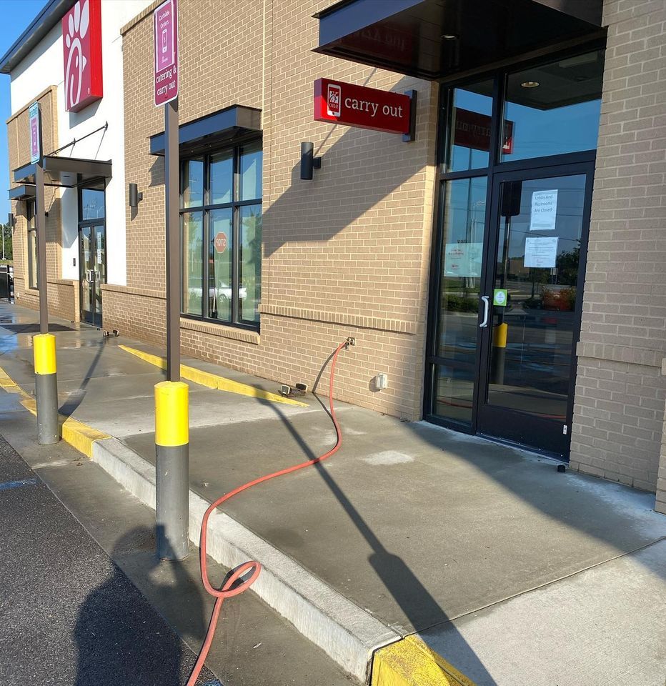 Excellent commercial power washing