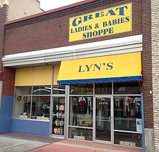 Lyn's store facade