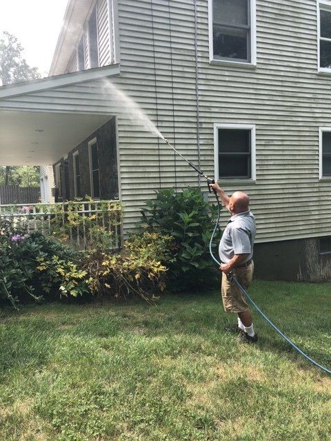 Residential power washing service