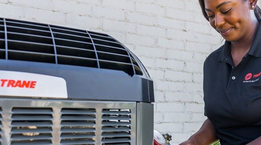 Electrical technician