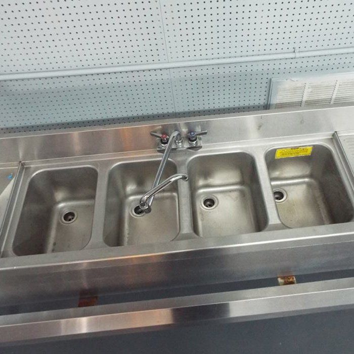 Compartment sink