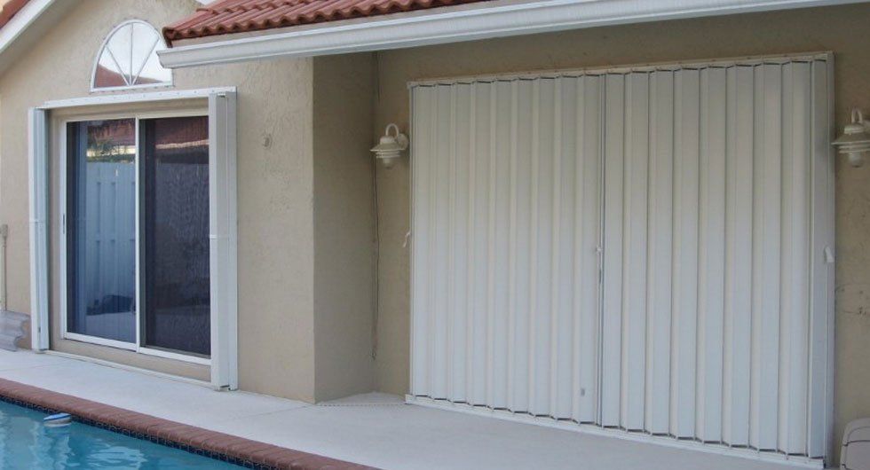 Accordion shutters