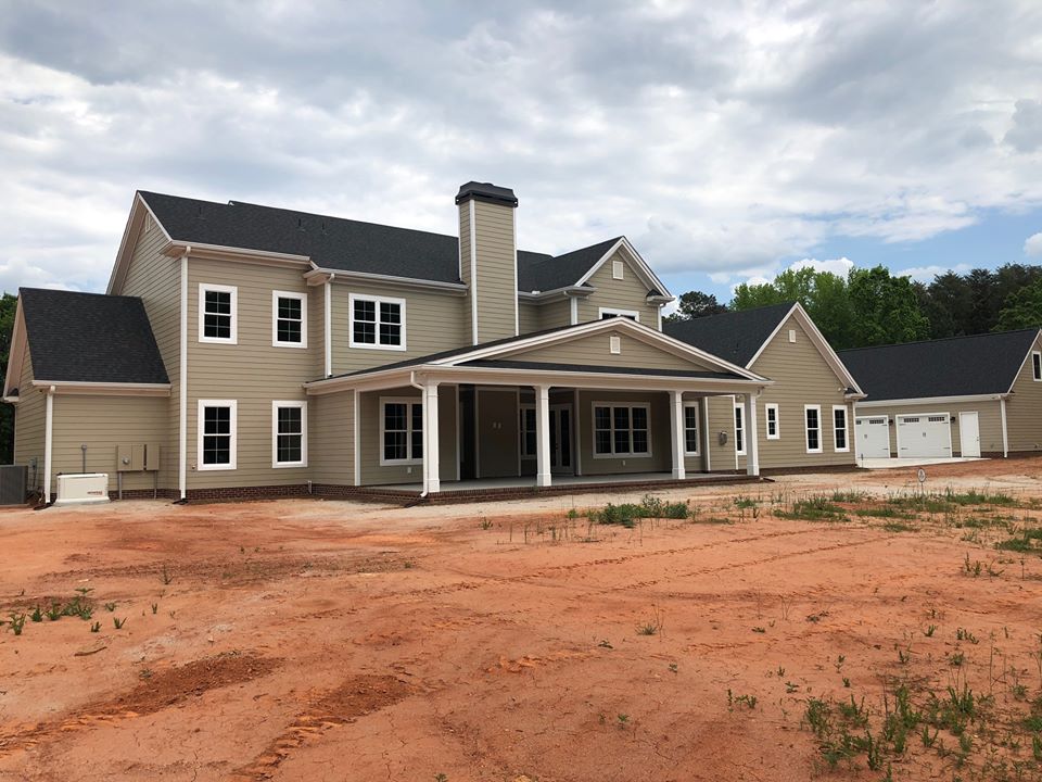 Discount Garage & Exteriors Construction Easley, SC