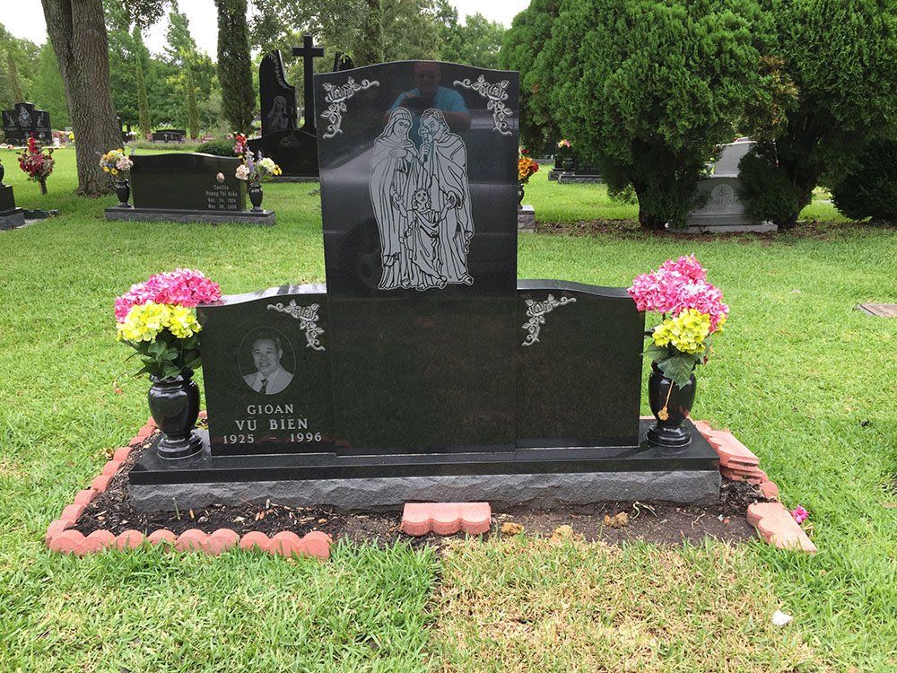 Schmidt Memorials Photo Gallery Conroe, TX