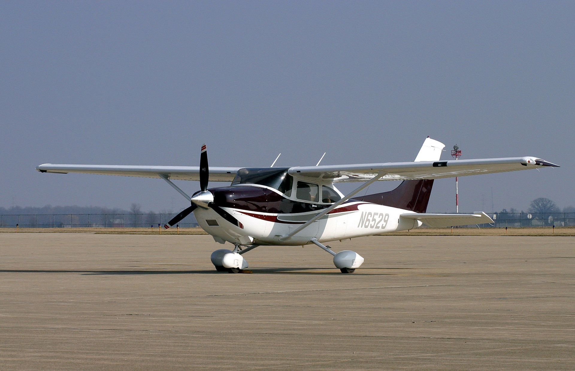 small aircraft rental services