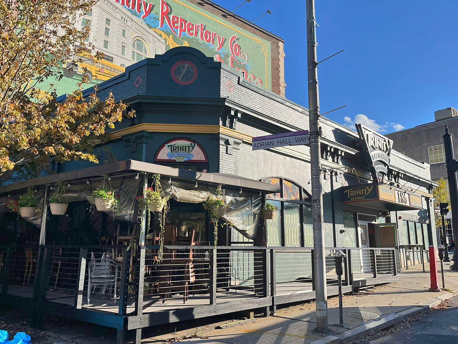 Green-painted corner building, 