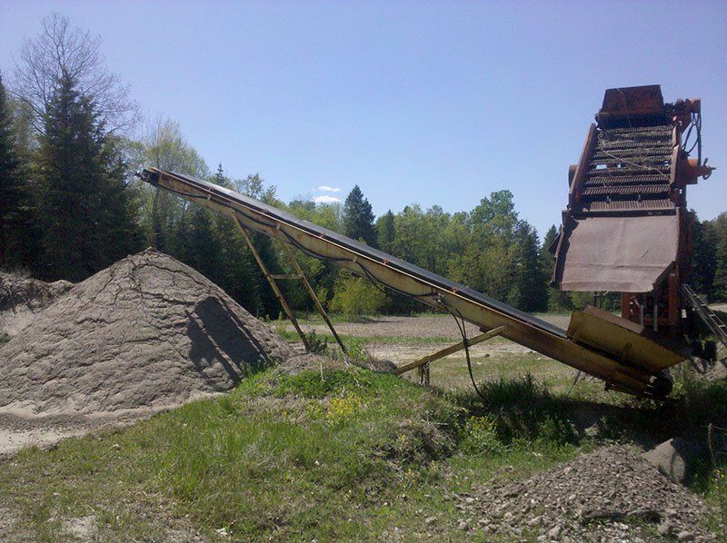 heavy-duty equipment for topsoil