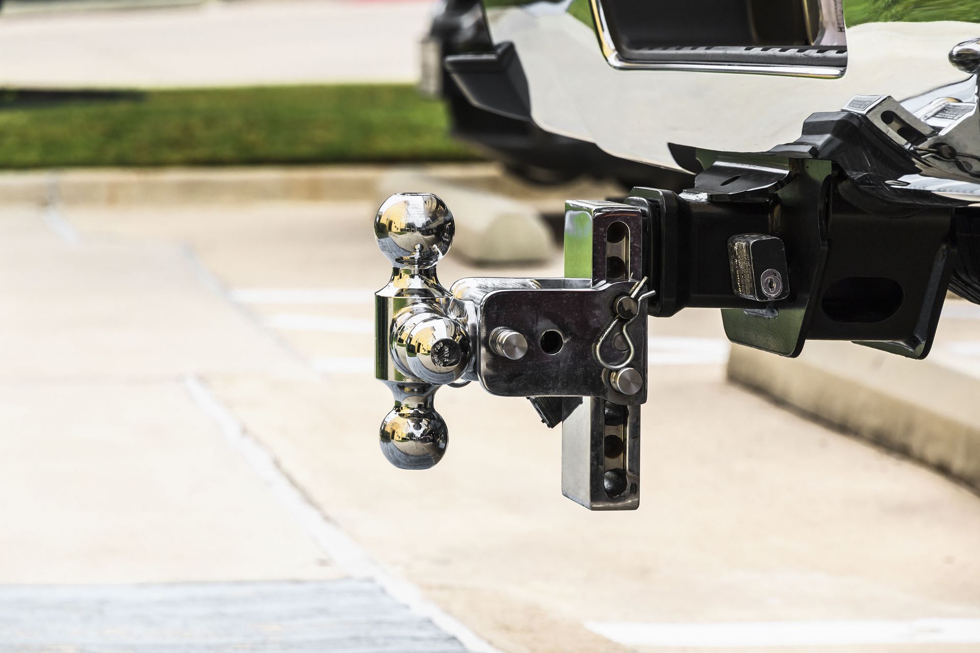 Truck and Trailer Hitches