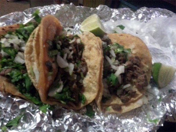 Carne asada traditional tacos
