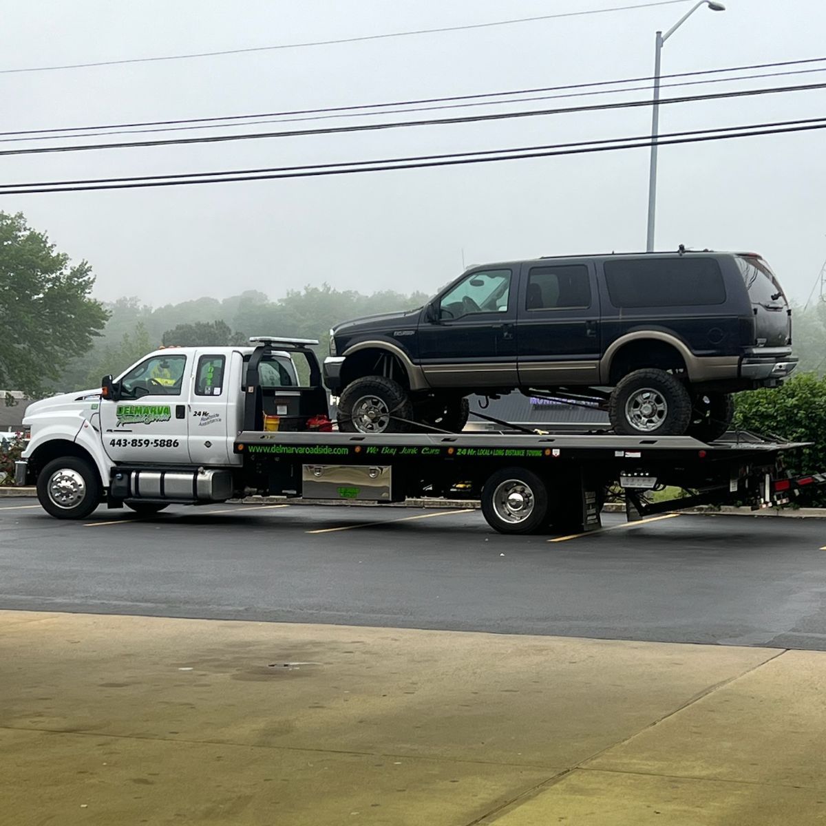 Towing and Roadside Assistance #01