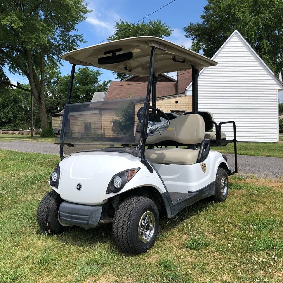Yamaha DRV Golf Cart