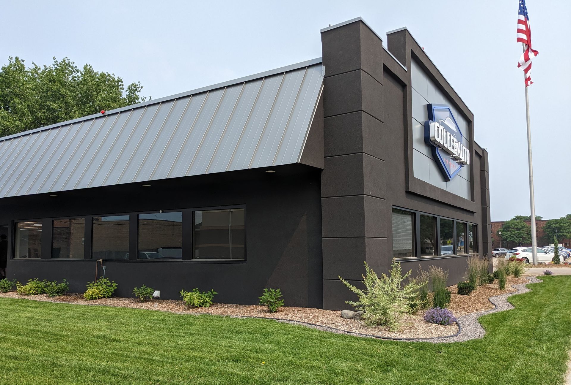 Coulee Auto storefront left side view