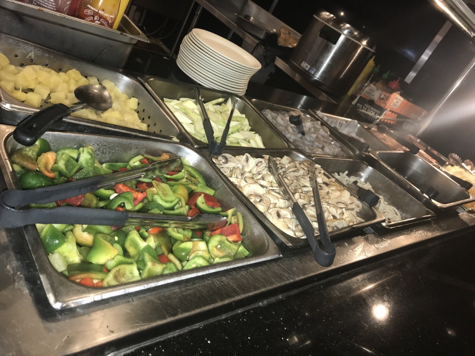 Lunch Buffet | Seafood Buffet | Hattiesburg, MS