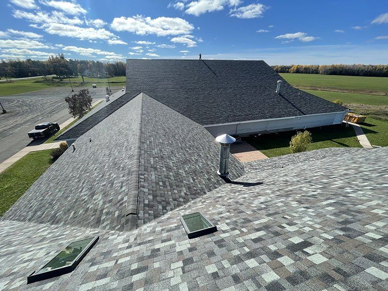 Commercial construction and roofing